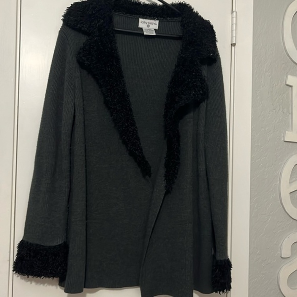 Kathy Ireland dark gray sweater coat with black faux fur x-large